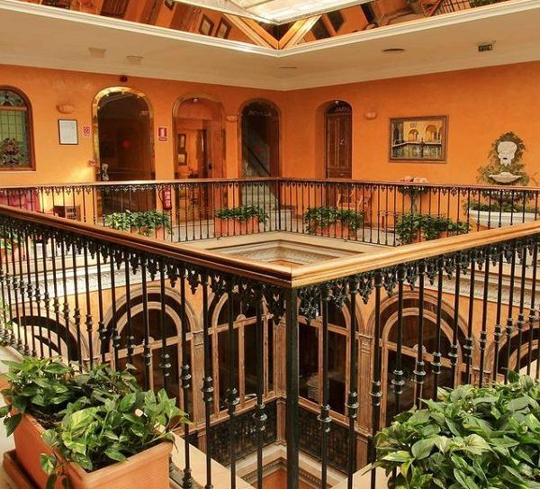 Hotel Alabardero