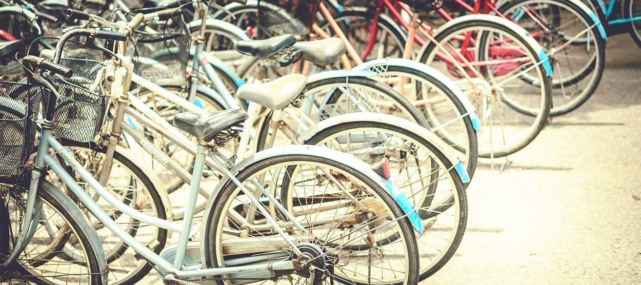 Semana Santa de Sevilla en bicicleta