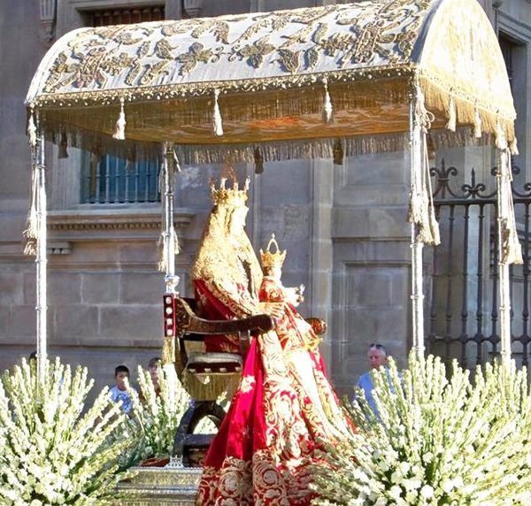 Virgen de los Reyes en Sevilla