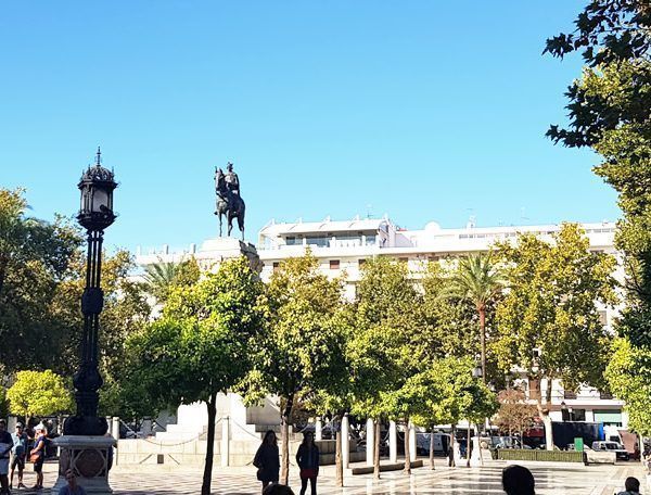 La Plaza Nueva y el Ayuntamiento de Sevilla