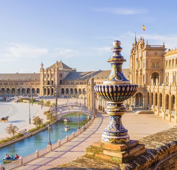 plazas con más encanto de Sevilla
