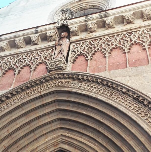 IGLESIA DE SAN ESTEBAN