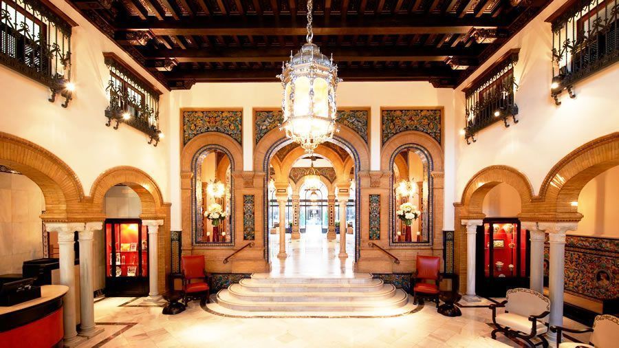 Hoteles en casas palacio sevillanas