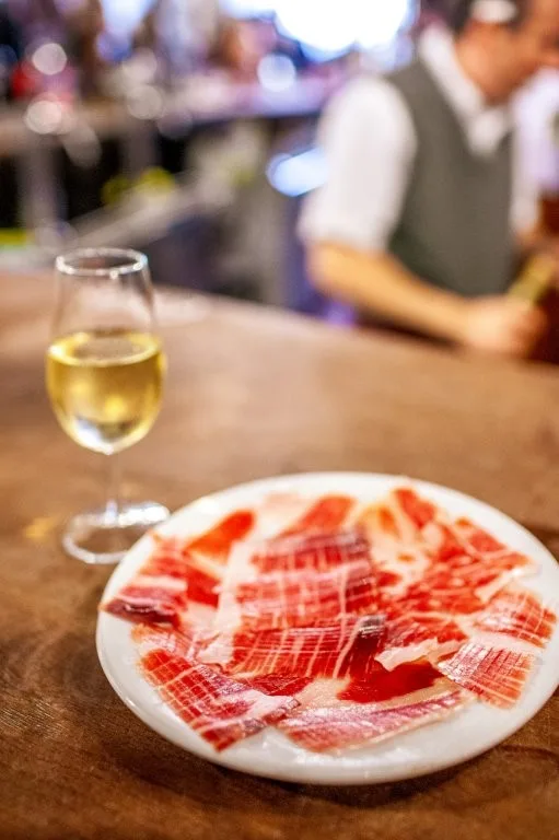 Salir de noche en Sevilla. 5 Zonas de movida, consejos y muchos planes 4