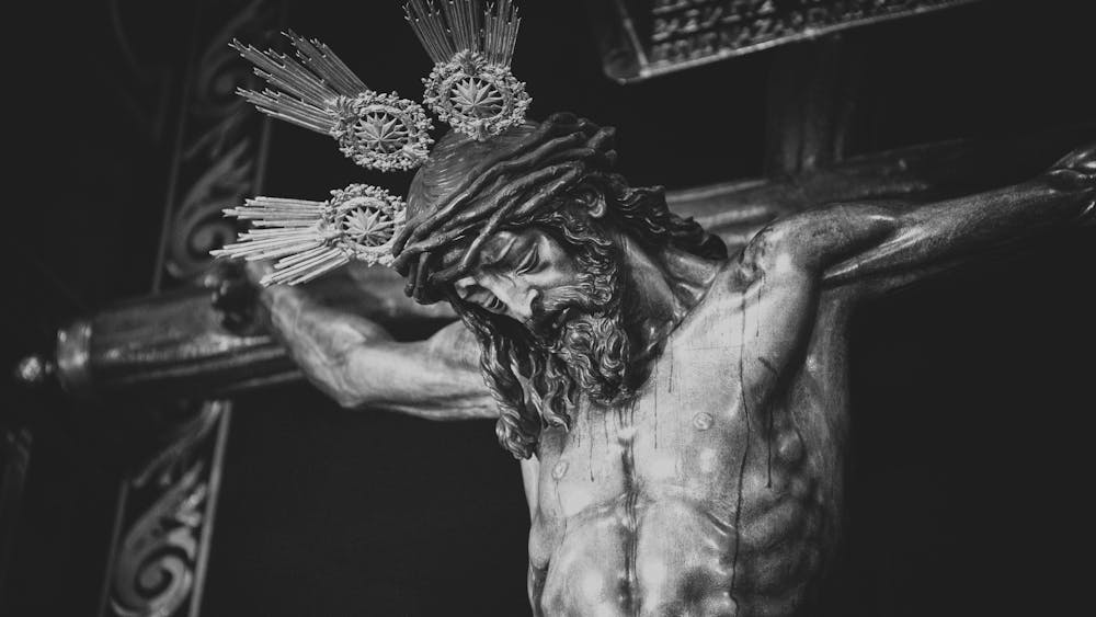 Procesiones y eventos cofrades importantes en septiembre en Sevilla